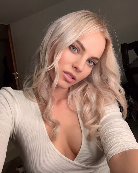 Peyton 1 NAUGHTY FITNESS ON OF